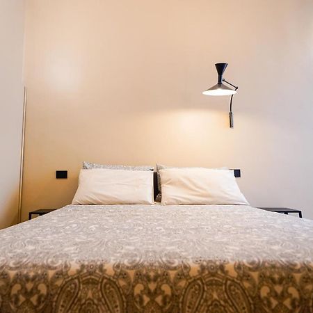 Meh Luxury Apartment City Centre Bari Esterno foto