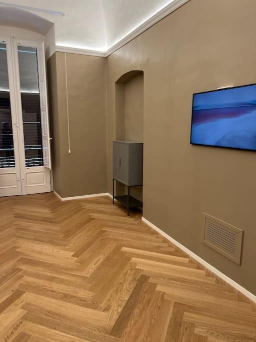 Meh Luxury Apartment City Centre Bari Esterno foto