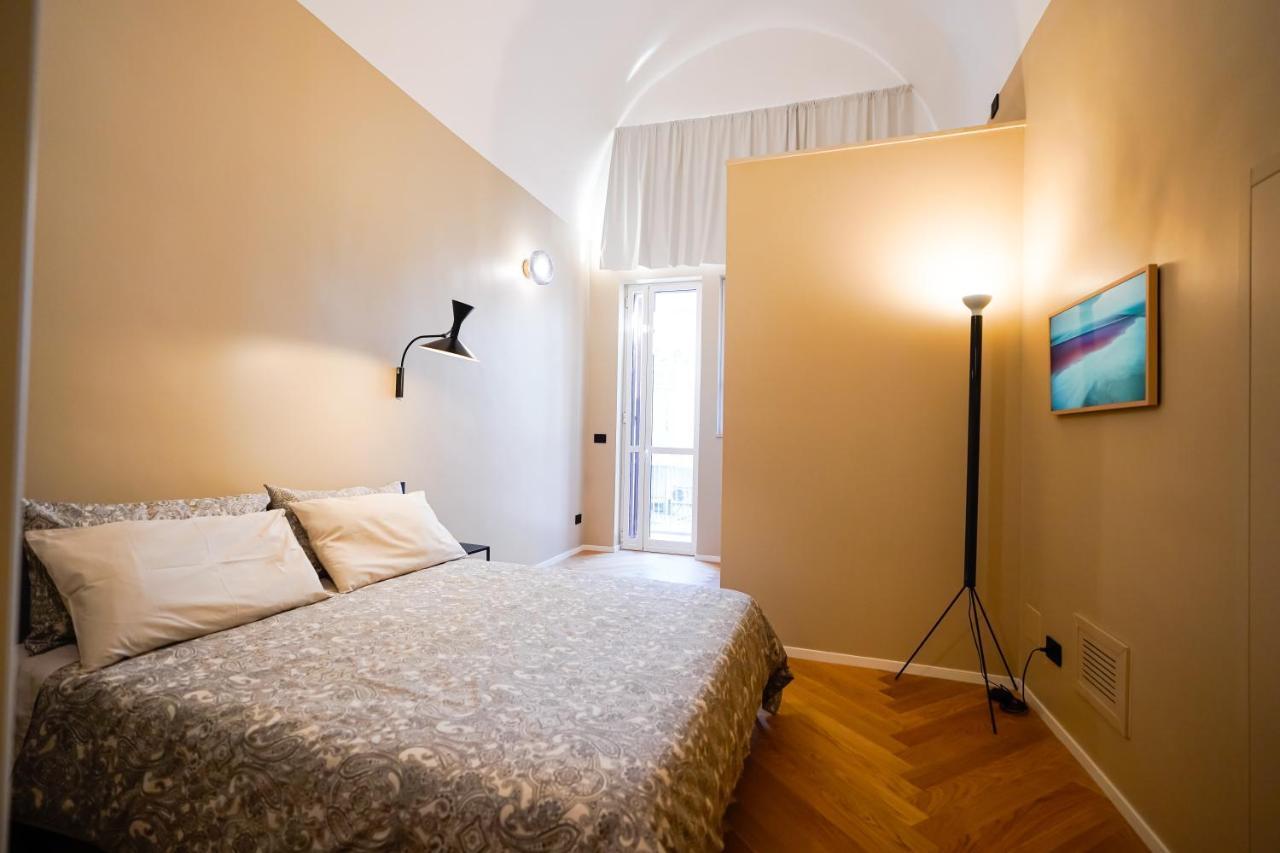 Meh Luxury Apartment City Centre Bari Esterno foto
